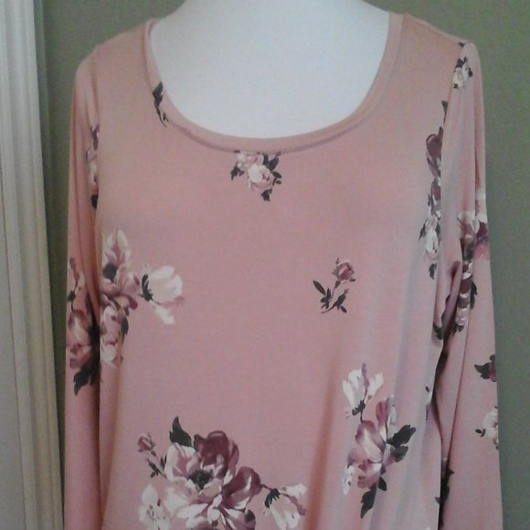 Michel Studio Collection Top, 1X - Picture 1 of 5